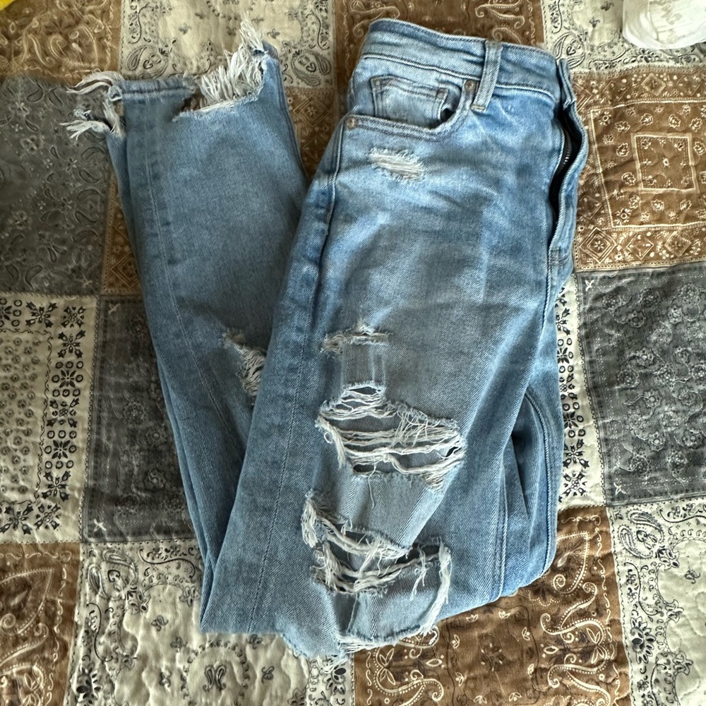 American eagle mom jeans